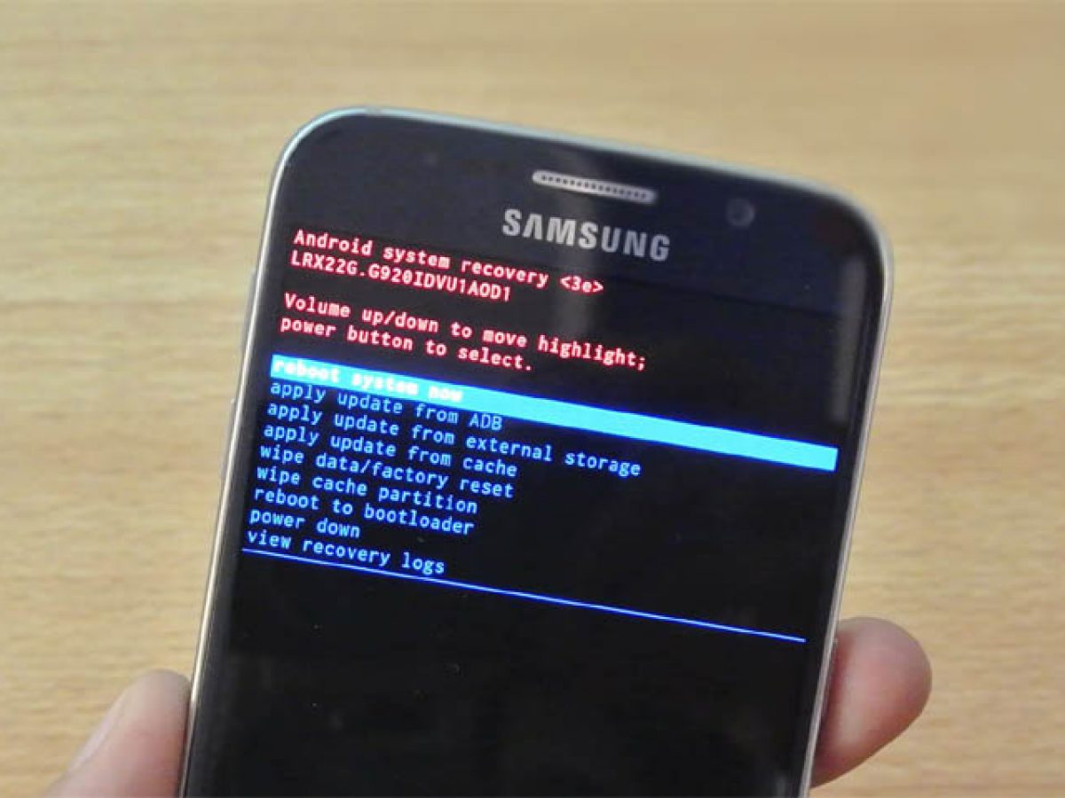 Samsung S8 Перезагружается
