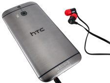 HTC One M83