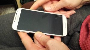 How To Fix Samsung Galaxy S4 Black Screen Problem