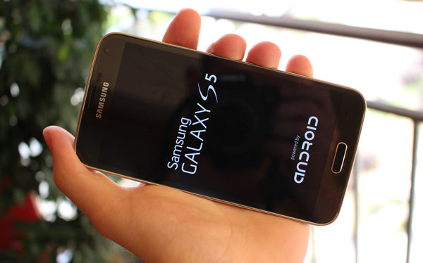 How To Fix Samsung Galaxy S5 Restarts On Its Own Issue