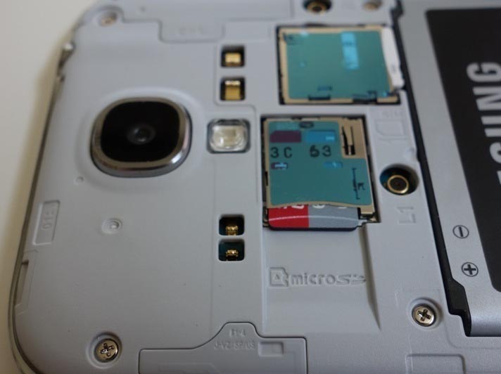 Samsung-Galaxy-S4-MicroSD-Card