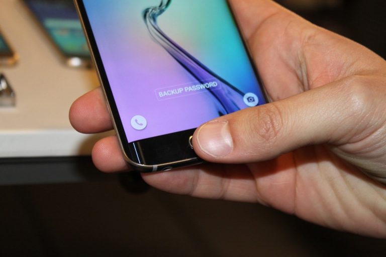 Samsung Galaxy S6 Edge Plus Lock Screen Problems