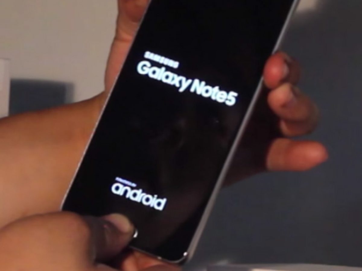 Самсунг завис на логотипе. Samsung Galaxy a5 перезагружается. Логотип Samsung Galaxy Note. Galaxy перезагружается сам по себе.