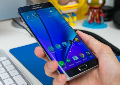 Galaxy S6 randomly restarting on its own, plus more issues