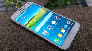 How to fix Galaxy S5 SD card corruption issue, other issues