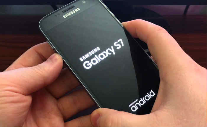 Galaxy S7 stuck on logo nougat update