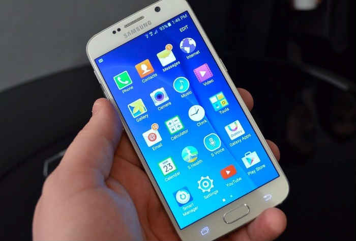 Samsung Galaxy J3 Home Screen