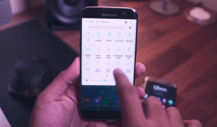 Samsung Galaxy S7 Edge nougat update