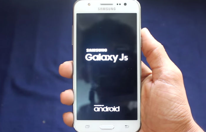 How to fix Samsung Galaxy J5 black screen of death [Troubleshooting Guide]