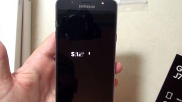 Samsung Galaxy J7 keeps restarting