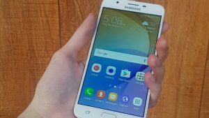 Galaxy J7 won’t turn on, won’t charge fully to 100%, apps won’t load, other issues