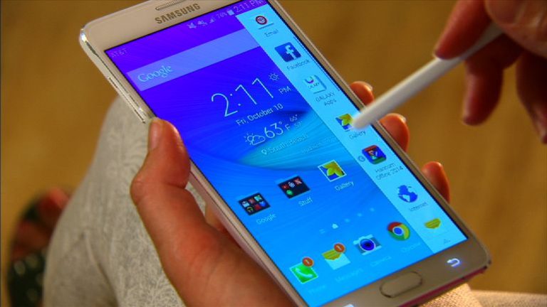 Galaxy Note 4 reboots on its own when battery level is low, won’t download MMS, other issues
