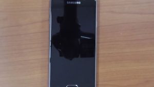 What to do if the screen of your Samsung Galaxy A3 (2017) started flickering [Troubleshooting Guide]