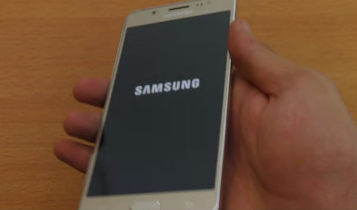 Samsung Galaxy J5 stuck on logo