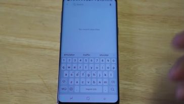 Samsung Galaxy S8 Plus messages has stopped