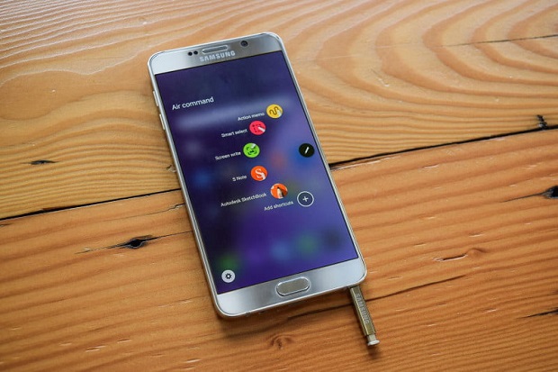 Samsung Galaxy Note 5 Screen Has Purple Color Issue & Other Related Problems