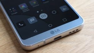 LG G6 Screen Is Flickering Issue & Other Related Problems