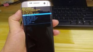 Galaxy S7 screen stays black but remains responsive, monitor is not working, other issues