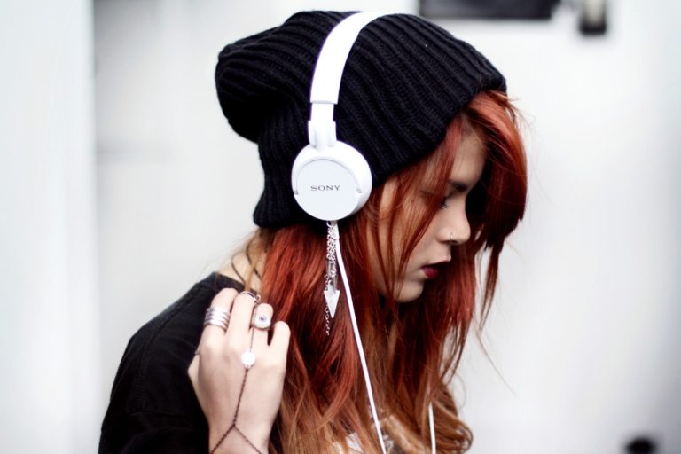 5 Best Wireless Headphones For OnePlus 6T