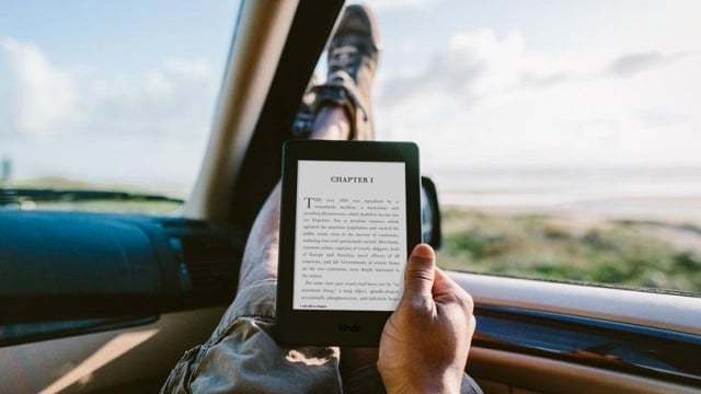 Kindle Oasis vs Voyage Best Ebook Reader Tablet in 2024