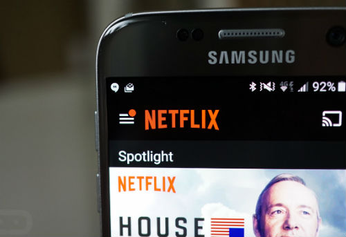Samsung Galaxy S9 Plus keeps showing “Unfortunately, Netflix has stopped” error (easy steps)