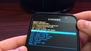 How to fix a Galaxy S7 edge that’s stuck in bootloader error screen and won’t boot up, keeps restarting on its own