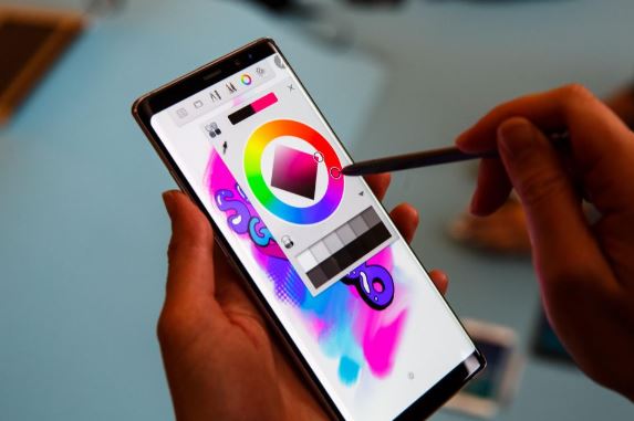 Galaxy Note8 showing moisture detected error, restarts when using some apps