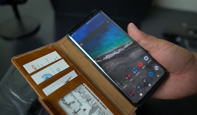 How to fix a Galaxy S9 that won’t send MMS, saying “currently unable to send your message”