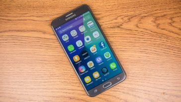 Samsung Galaxy J74