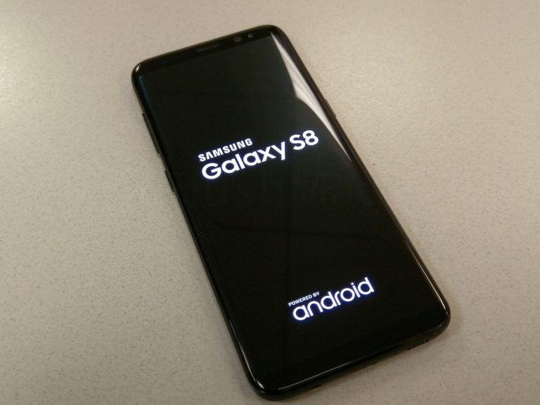 Solved Samsung Galaxy S8 Is Off Only Vibrates When Connected To Charger