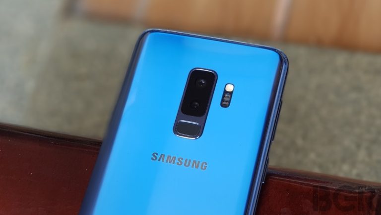 Solved Samsung Galaxy S9+ Screen Flickers Under Direct Sunlight