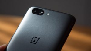5 Best Screen Protector For OnePlus 6T
