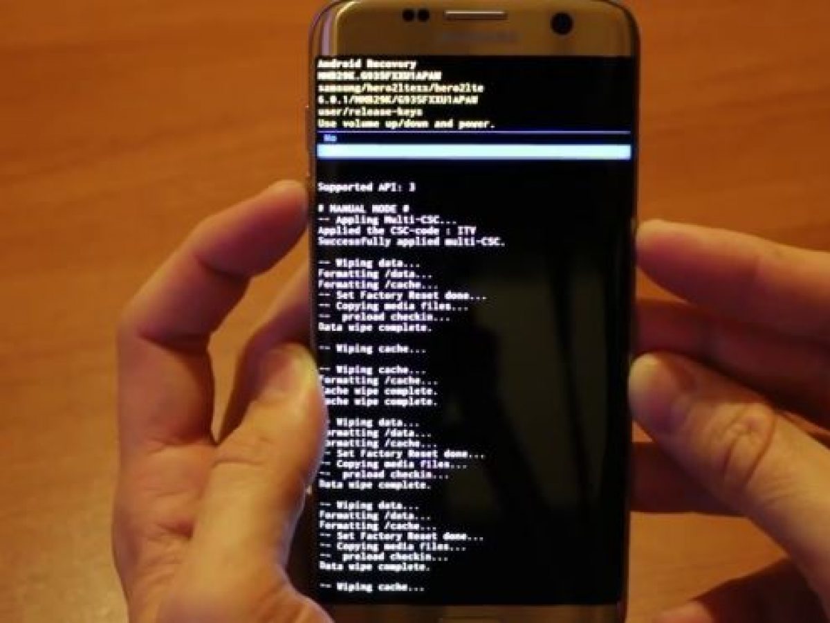 How to factory reset on Samsung Galaxy S22