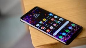 How to fix Galaxy S9 not getting text message from one contact issue