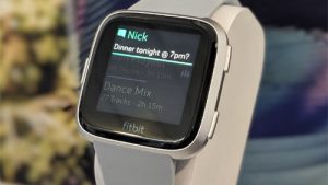 How to fix Fitbit Versa that doesn’t always wake up when screen is tapped