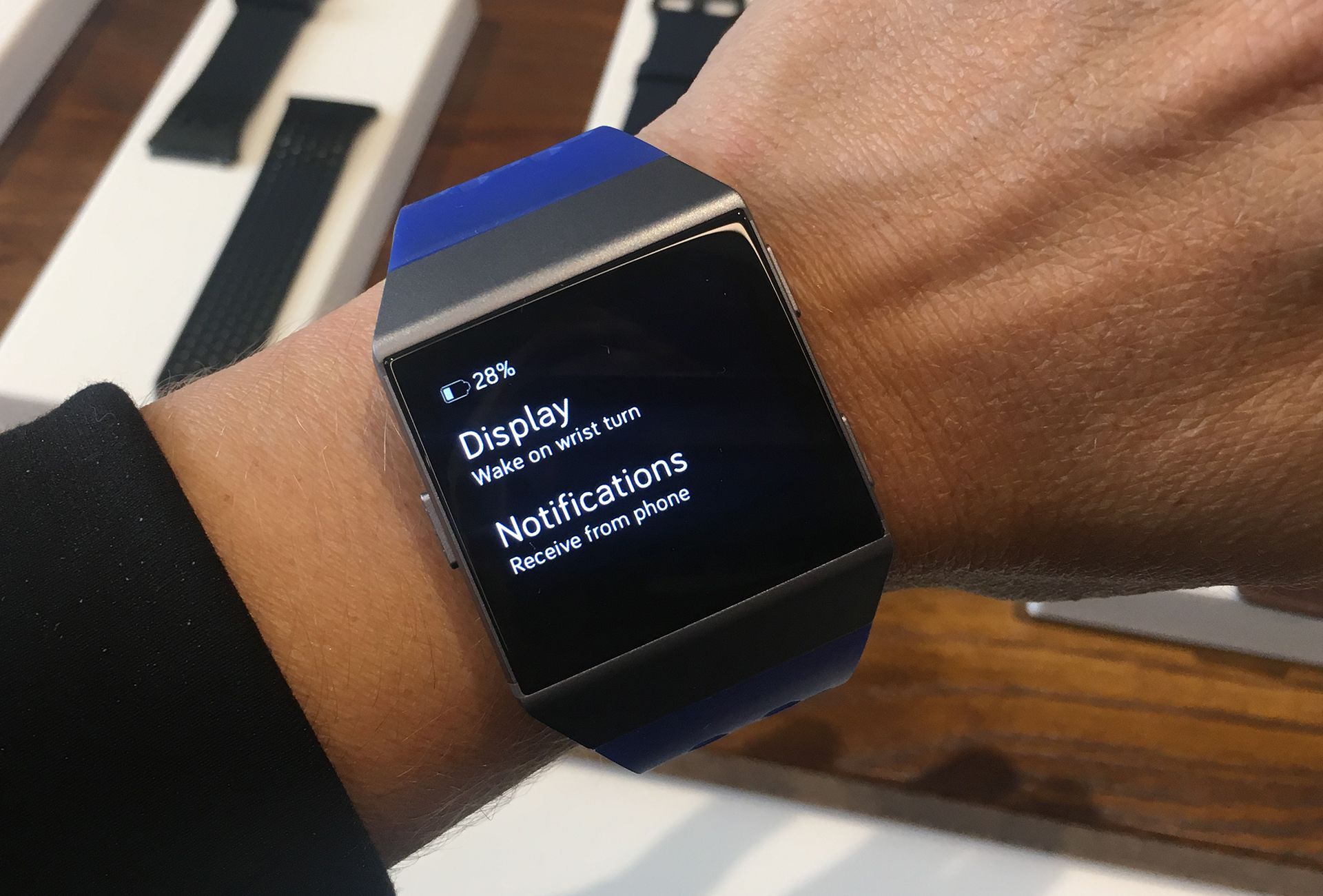 always on display fitbit ionic