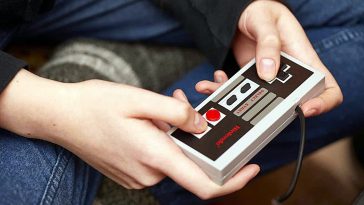5 Best Retro Game Consoles with Built-in Games