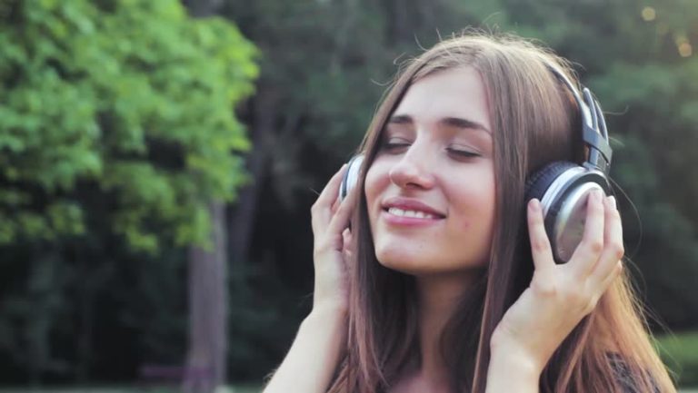 5 Best Bluetooth Headsets For Galaxy S10