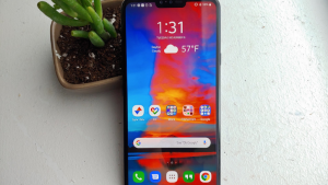 How to fix LG V40 ThinQ won’t charge issue