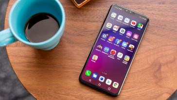 LG V40 ThinQ2