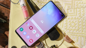 How to set up wallpaper on Galaxy S10 | easy steps to use existing wallpaper or image from gallery