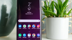 How to delete email messages on Galaxy S10 | easy steps to clear emails