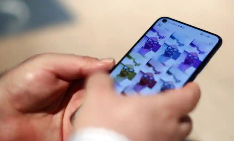 How to add a contact on Galaxy S10 | easy steps to add contacts
