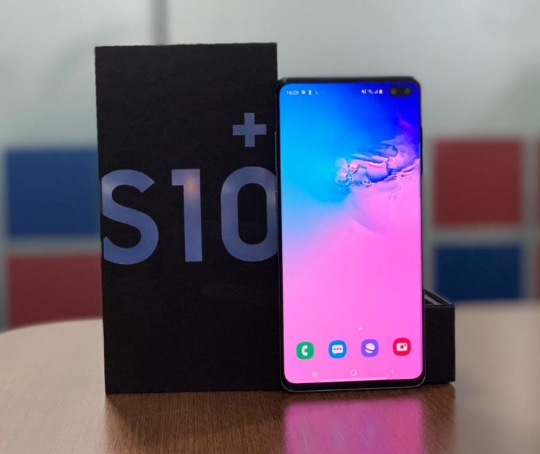 How To Screen Mirror To TV on Galaxy S10+ Using Samsung Smart View App