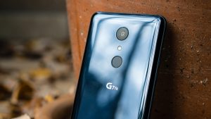 How To Fix The LG G7 Fit  Moisture Detected Error Issue