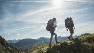 11 Best Hiking Apps in 2023