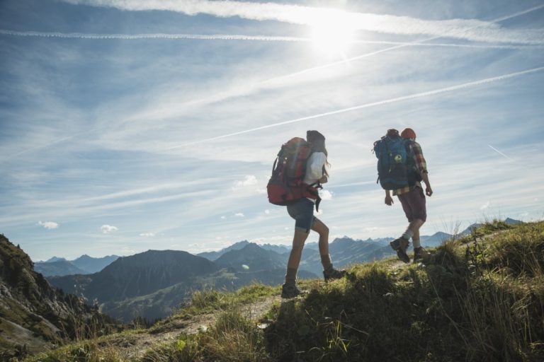 11 Best Hiking Apps in 2025