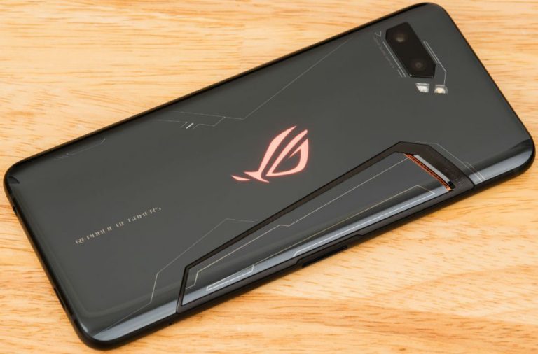 You Can Now Get the Asus ROG Phone II in the U.S.