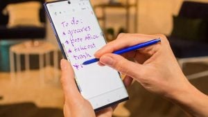 How to download Facebook videos on your Galaxy Note10+ in 2023