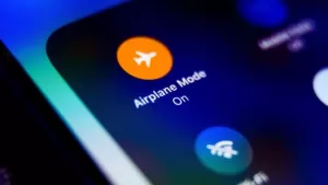 Fix Airplane Mode Stuck on Samsung Without Losing Your Data (8 Methods, Settings + More)